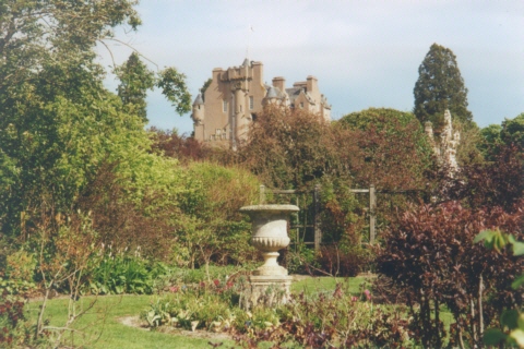 Schottland, Crathes Castle, Castle Gardens